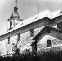 starší foto kostela