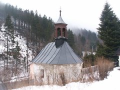 pohled zezadu zprava