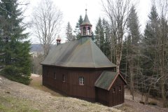 pohled zezadu zprava