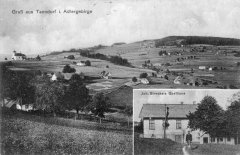 dobová pohlednice vsi s kostelem (vlevo na obzoru)