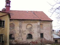 pohled zprava