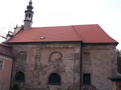 pohled zprava