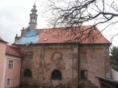 pohled zprava
