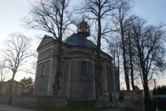 pohled zepředu zprava