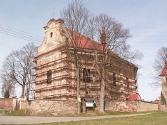 pohled zepředu zprava - oprava fasády