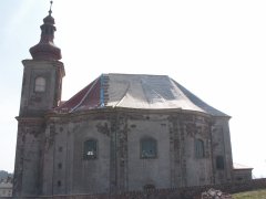 pohled zprava