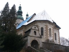 pohled zezadu zprava