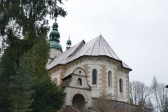 pohled zezadu zprava