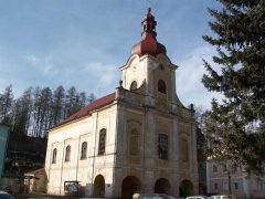 pohled zepředu zleva