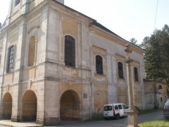 pohled zepředu zprava