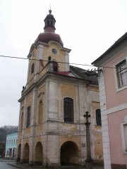 pohled zepředu zprava