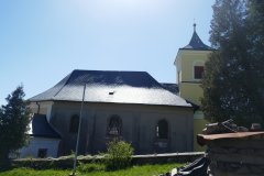 pohled zleva