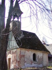pohled zepředu zprava