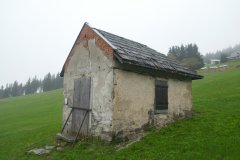 pohled zepředu zprava