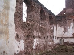 pohled do interiéru - pravá stěna