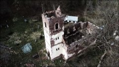 letecký pohled na kostel