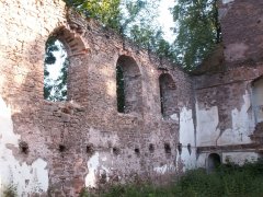 pohled do interiéru - pravá stěna