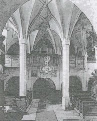 kostelní čtyřlodí z roku 1455
