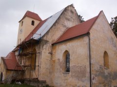 pohled zezadu zprava