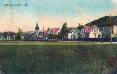 dobová pohlednice městské části s kostelem