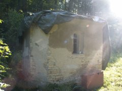 pohled zezadu zleva