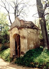 pohled zepředu zprava