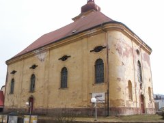 pohled zepředu zleva