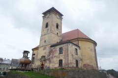 pohled zezadu zprava
