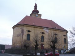 pohled zezadu zleva