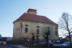 pohled zezadu zleva - provizorně zastřešená věž