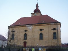 pohled zleva