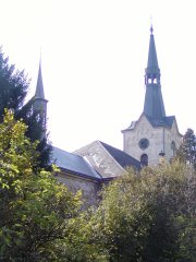 pohled zezadu zleva
