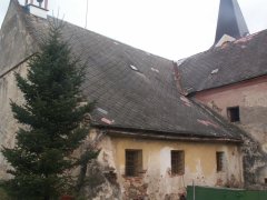 pohled zezadu zleva