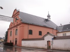 pohled zepředu zprava