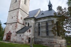 pohled zezadu zprava