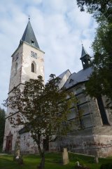 pohled zezadu zprava
