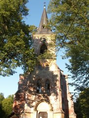 průčelí kostela