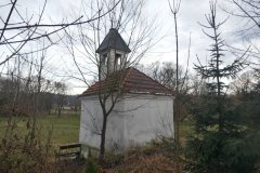 pohled zezadu zprava