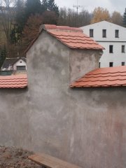 pohled zezadu zleva