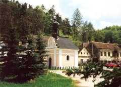 pohled zepředu zprava