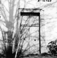starší foto kostela - vchod