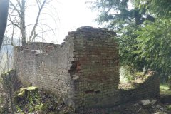 pohled zezadu zleva