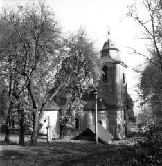 starší foto kostela