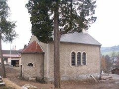 pohled zezadu zleva