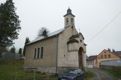 pohled zepředu zleva