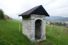 kaple křížové cesty - pohled zepředu zleva