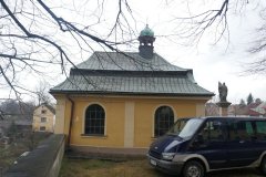 pohled zleva