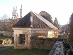 pohled zezadu zleva