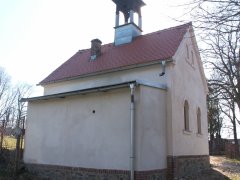 pohled zezadu zleva