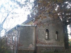 pohled zezadu zleva